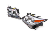 Lexus LX570/450d 2008-2022 Reflektory Przednie 2012-2016 (Standard, 2 szt) Pod żarówkę ksenonową zdjęcia 4