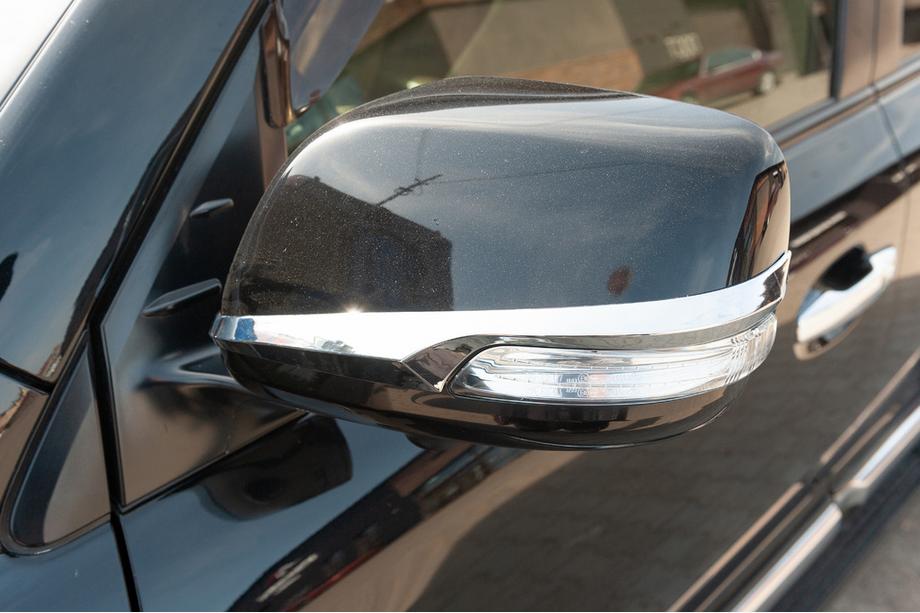Toyota Land Cruiser 200 2007-2021 Nakładki na Lusterka 2012-2021 (2 szt, Chrom) Zdjęcia 2