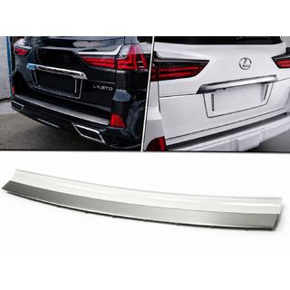 Wkład tylnego zderzaka z chromem (2016+) Lexus LX570/450d 2008-2022 zdjęcia 1