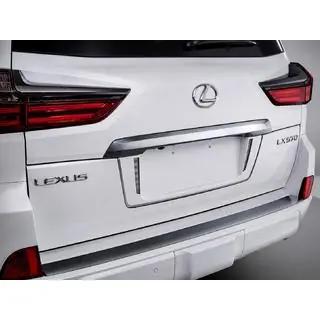 Wkład tylnego zderzaka z chromem (2016+) Lexus LX570/450d 2008-2022 zdjęcia 2
