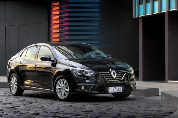 Przegląd sedana Renault Megane czwartej generacji