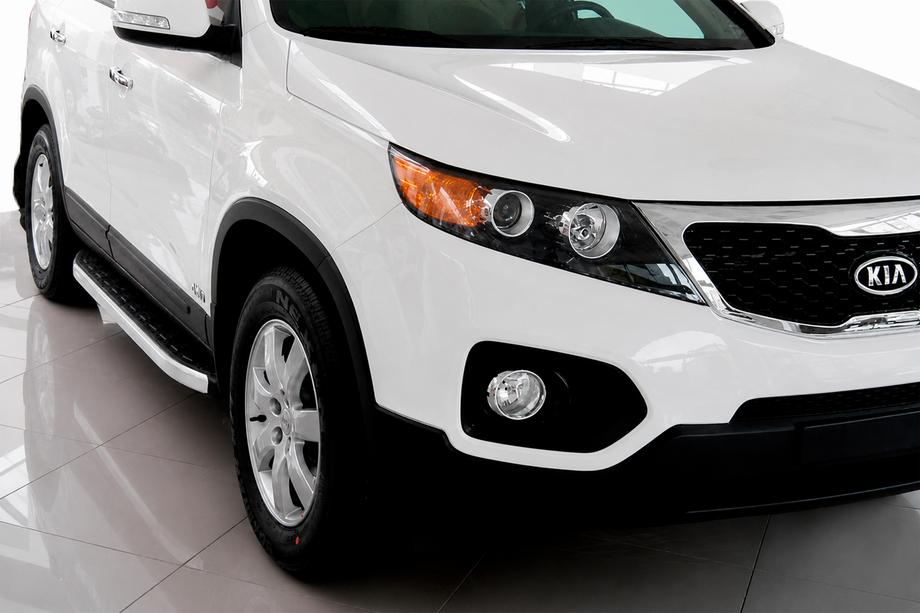 Kia Sorento II XM 2009-2014 Progi boczne Fullmond (2 szt., aluminium) Image