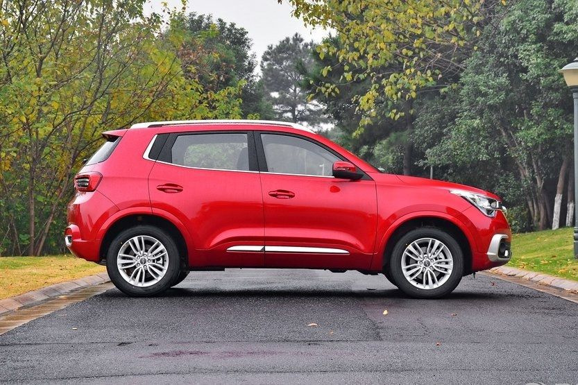Kompaktowy, miejski crossover Chery Tiggo 4