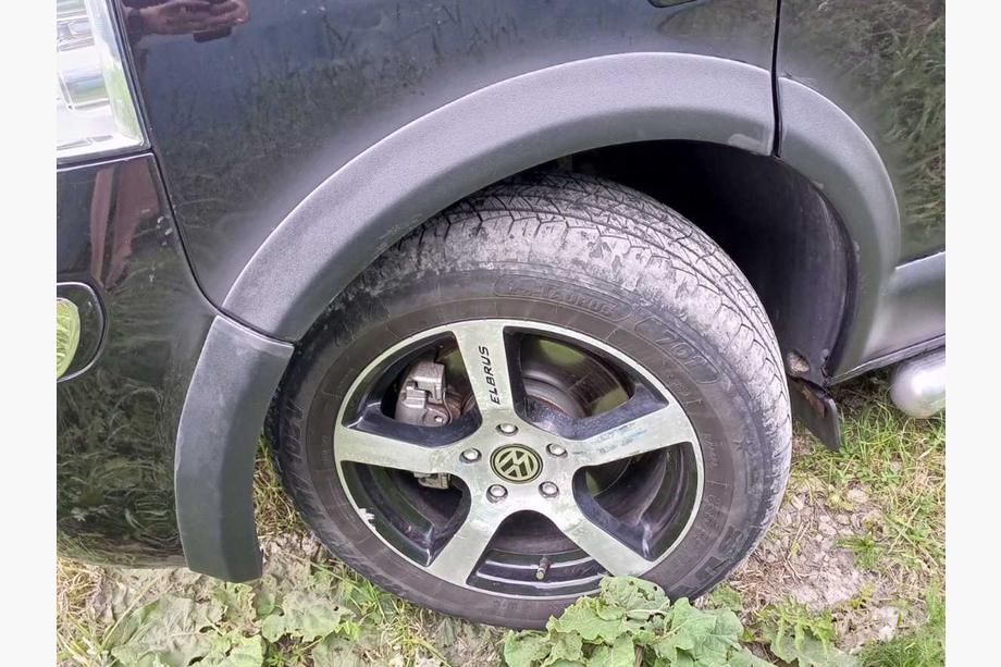 Volkswagen T5 Transporter 2003-2010 Zestaw poszerzeń nadkoli i listew (11 elementów) Zdjęcia 38
