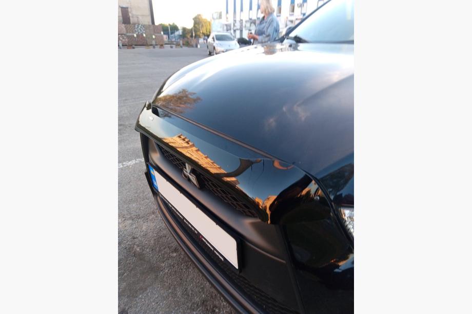 Mitsubishi ASX 2010-2023 Deflektor maski (HIC) Image