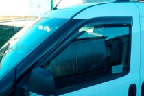Fiat Doblo II 2010-2022 Deflektory Okien (2 szt, HIC) zdjęcia 6