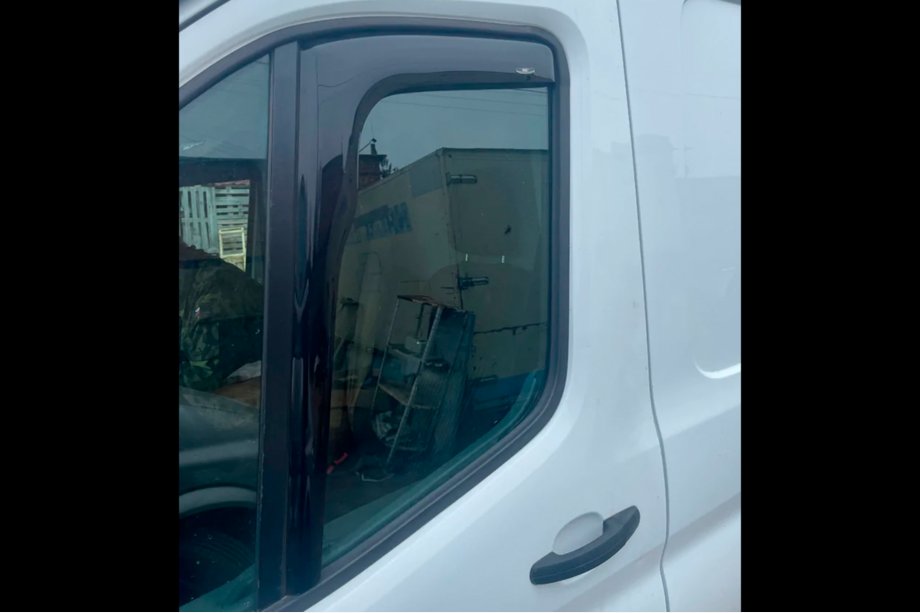 Ford Transit 2014- Deflektory szyb wsuwane (2 szt, HIC) Zdjęcia 5