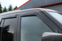 Land Rover Discovery IV 2009-2017 Deflektory Okien (4 szt, HIC) zdjęcia 8