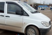 Mercedes Viano 2004-2014 Deflektory Okien (2 szt, HIC) zdjęcia 15