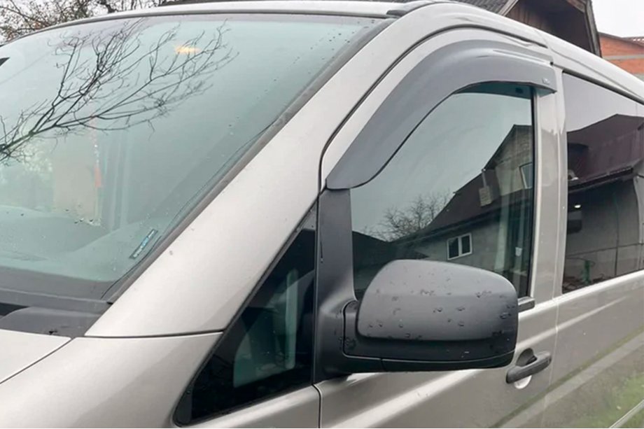Mercedes Viano 2004-2014 Deflektory Okien (2 szt, HIC) Image