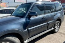 Mitsubishi Pajero Wagon IV 2006-2021 Deflektory Okien (4 szt, HIC) zdjęcia 1