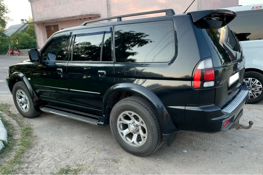 Mitsubishi Pajero Sport 1996-2007 Deflektory Okien (4 szt, HIC) Zdjęcia 2