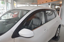 Nissan Tiida 2011-2014 Deflektory Okien HB (4 szt, HIC) zdjęcia 1