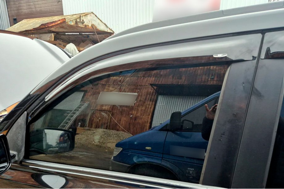 Nissan X-trail T30 2002-2007 Deflektory Okien (4 szt, HIC) Zdjęcia 2