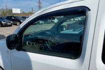 Renault Kangoo 2008–2020 Deflektory Okien (2 szt, HIC) zdjęcia 2