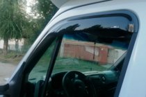 Renault Master 2011-2023 Deflektory Okien (2 szt, HIC) zdjęcia 3