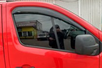 Renault Trafic 2015- Deflektory Okien (2 szt, HIC) zdjęcia 1