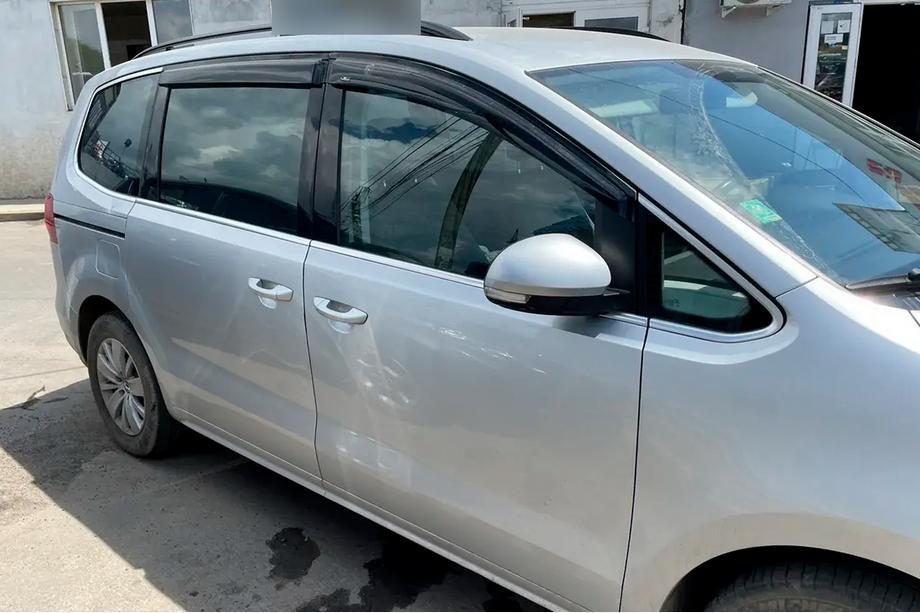 Volkswagen Sharan 2010-2023 Deflektory Okien (4 szt, HIC) Zdjęcia 1