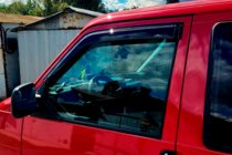 Volkswagen T4 Transporter 1990-2003 Deflektory Okien (2 szt, HIC) zdjęcia 1