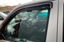 Volkswagen T5 Multivan 2003–2010 Deflektory Okien (2 szt, HIC) zdjęcia 17