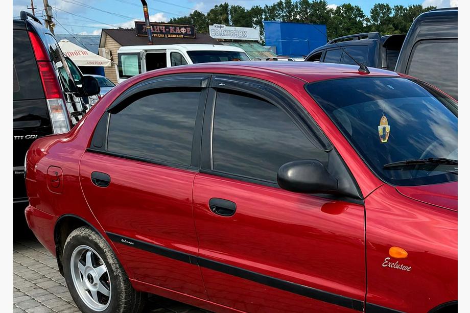 Daewoo Lanos 1998-2017 Deflektory Okien (4 szt, HIC) Image