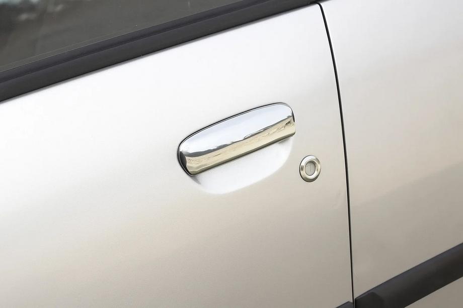 Mitsubishi Colt 2004-2012 Chromowane Nakładki na Klamek Drzwi (4 szt, Stal Nierdzewna) Image