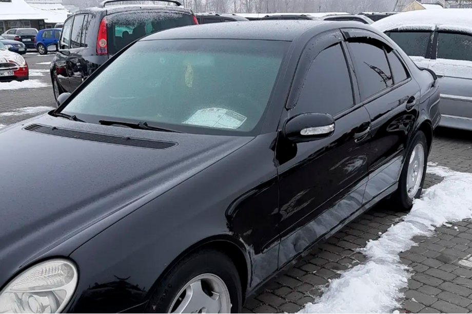 Mercedes E-class W211 2002-2009 Deflektory Okien SD (4 szt, HIC) Zdjęcia 4