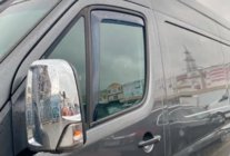 Volkswagen Crafter 2006-2016 Deflektory szyb wsuwane (2 szt, HIC) zdjęcia 13