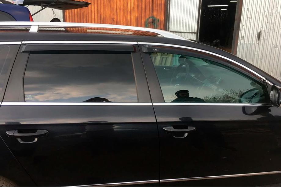 Volkswagen Passat B6 2006-2012 Deflektory szyb z listwą chromowaną SW (4 szt, HIC) Zdjęcia 3
