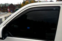 Volkswagen T5 2010-2015 Deflektory szyb wsuwane (2 szt, HIC) zdjęcia 1