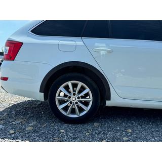 Poszerzenia nadkoli SW 2013-2016 (4 szt., czarne ABS) Skoda Octavia III A7 2013-2019 zdjęcia 1