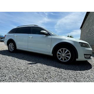 Poszerzenia nadkoli SW 2013-2016 (4 szt., czarne ABS) Skoda Octavia III A7 2013-2019 zdjęcia 3