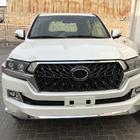 Toyota Land Cruiser 200 2007-2021 Zestaw body kit 2016↗ (Blade) Biały zdjęcia 3