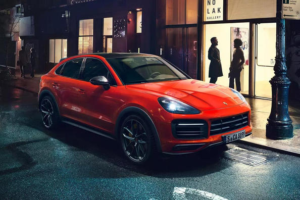 Przegląd przypominającego coupe Porsche Cayenne Coupe