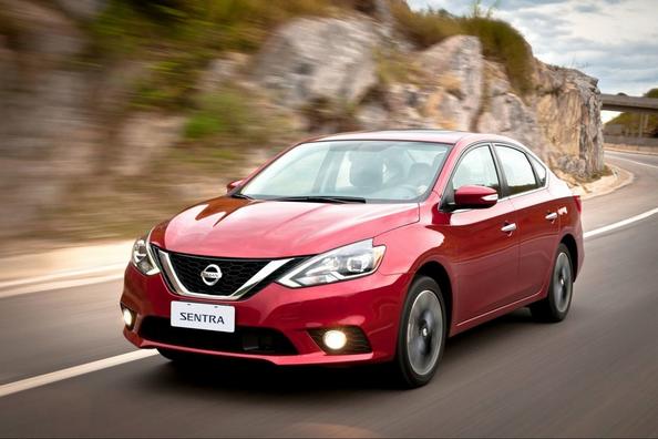Przegląd zaktualizowanego sedan Nissan Sentra
