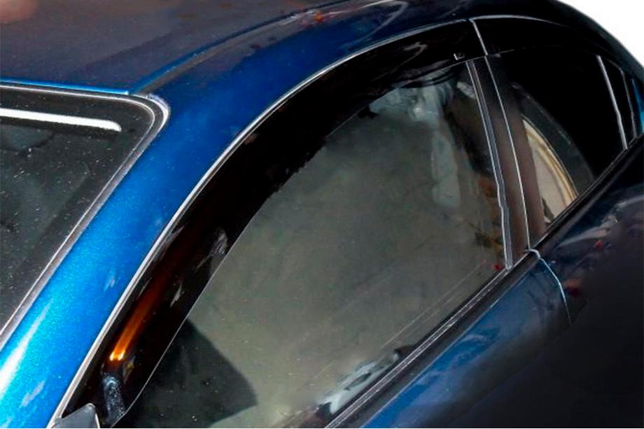 Mazda 323 1977-2003 Deflektory Okien (4 szt, HIC) Image