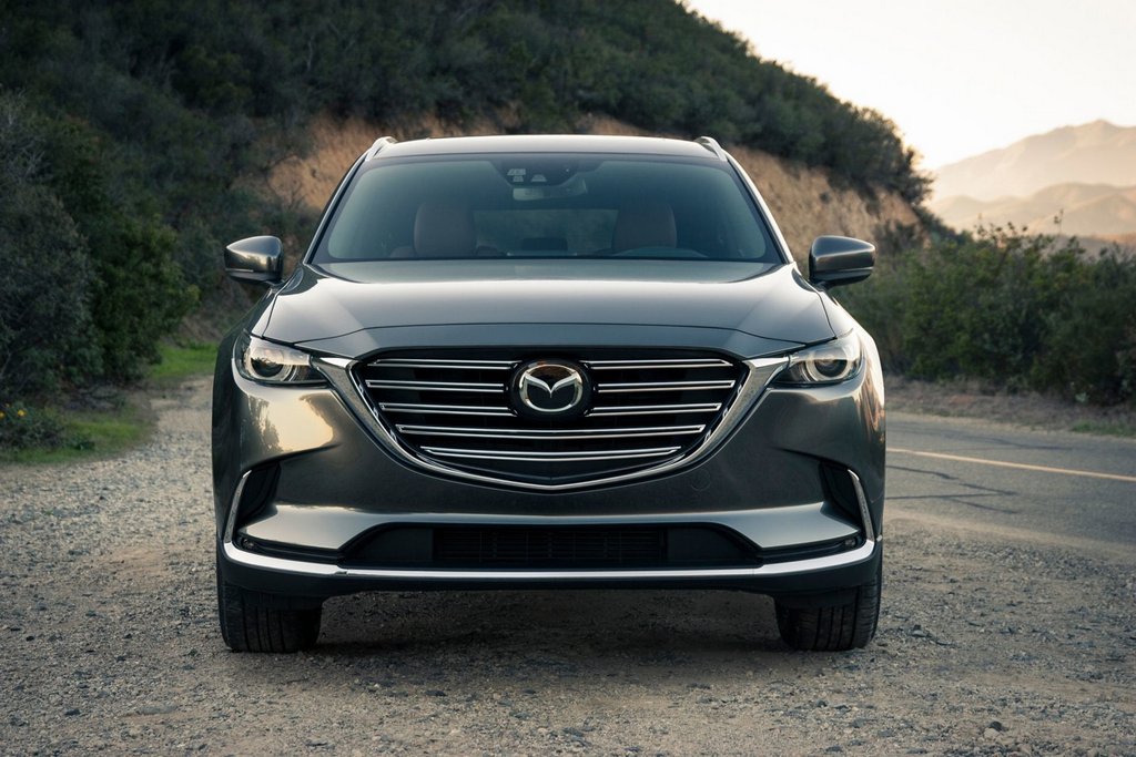 Druga generacja pełnowymiarowego Mazda CX-9