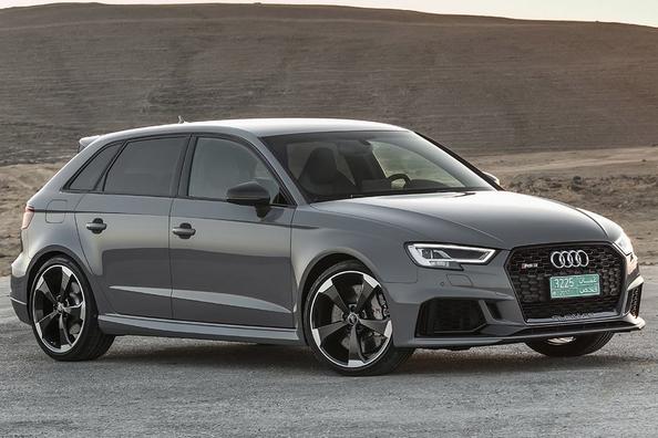 Sportowy pięciodrzwiowy hatchback Audi RS3 Sportback