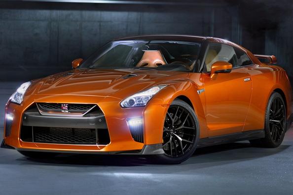 Sportowe coupe z napędem na wszystkie koła Nissan GT-R
