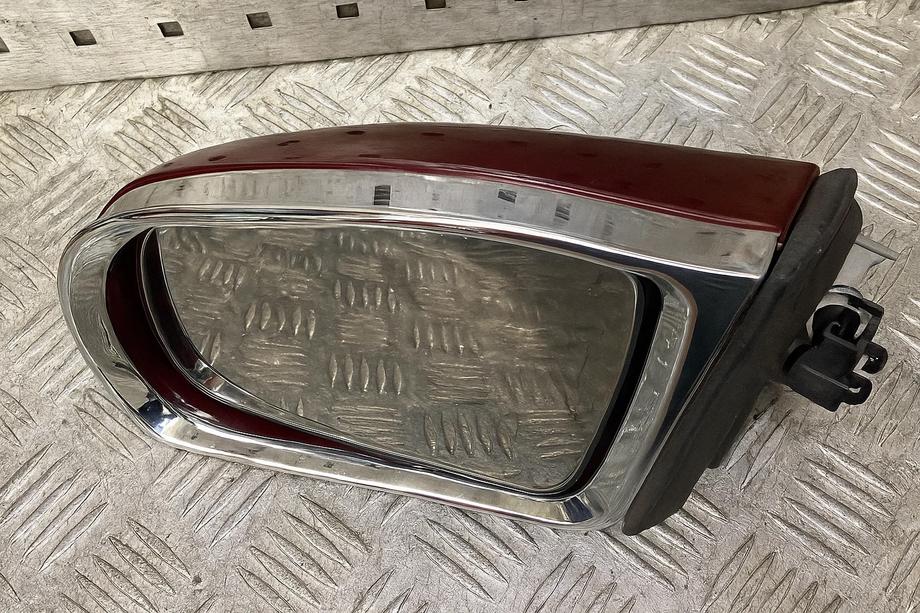 Mercedes E-class W210 1995-2002 Chromowane Nakładki na Lusterka (2 szt., plastik) Image