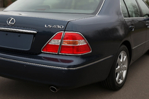Lexus LS 2001-2006 Chromowane nakładki na tylne lampy (2 szt., plastik) zdjęcia 1