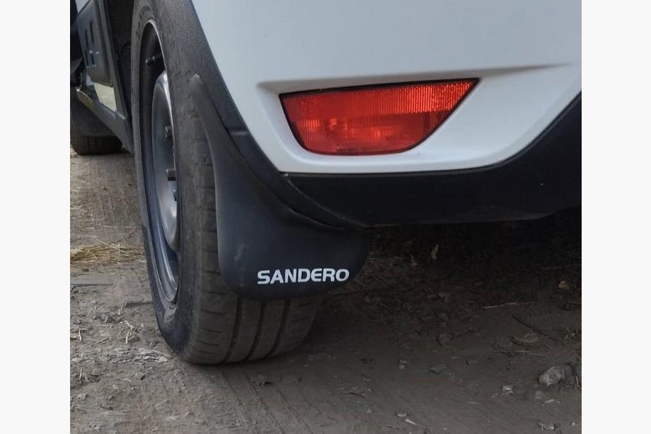 Renault Sandero 2013-2022 Tylne chlapacze (2 szt.) Zdjęcia 3