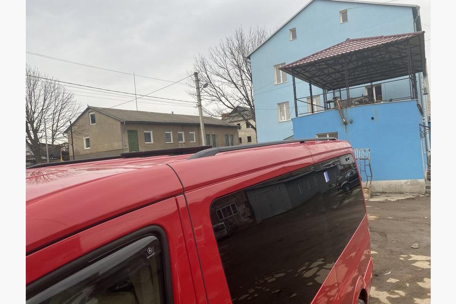 Mercedes Sprinter W906 2006–2018 Relingi Dachowe DD 265 cm, Czarny Mat, Noga Żeliwna Zdjęcia 3