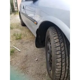 Premium Chlapacze Przednie (1995-1999, 2 szt.) zdjęcia 4