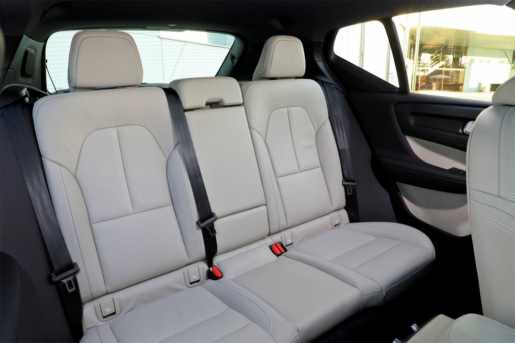 Przegląd zwrotnicy Volvo XC40