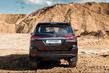 Przegląd siedmiu-osobowej, narożnika ramy auta Toyota Fortuner zdjęcia 4