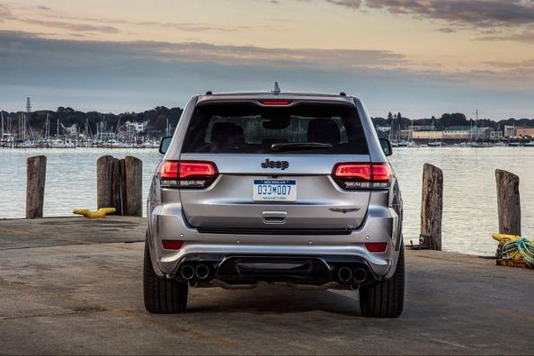 Przegląd nowej generacji suv Jeep Grand Cherokee Zdjęcie 10