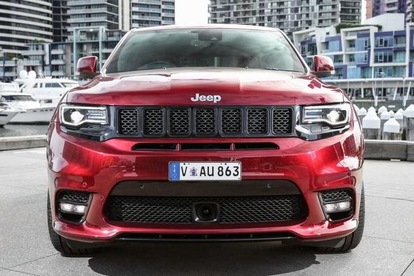 Przegląd nowej generacji suv Jeep Grand Cherokee Zdjęcie 3