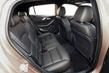 Premiowy hatchback Infiniti Q30 zdjęcia 8