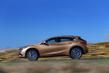 Premiowy hatchback Infiniti Q30 zdjęcia 5